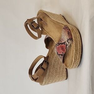 Naturalizer Espadrille‎ Wedges with Python/Snake Top s7